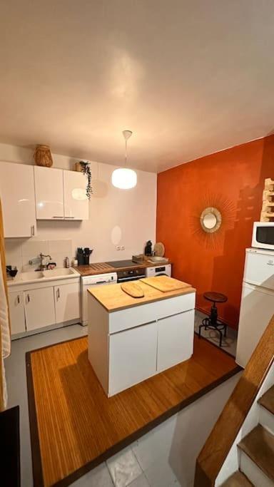 The House Of Little Paris Holiday home