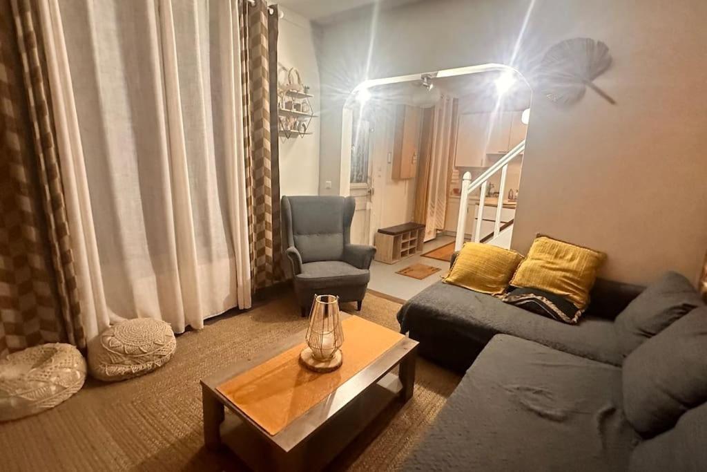 Holiday home The House Of Little Paris Montreuil (Seine-Saint-Denis)